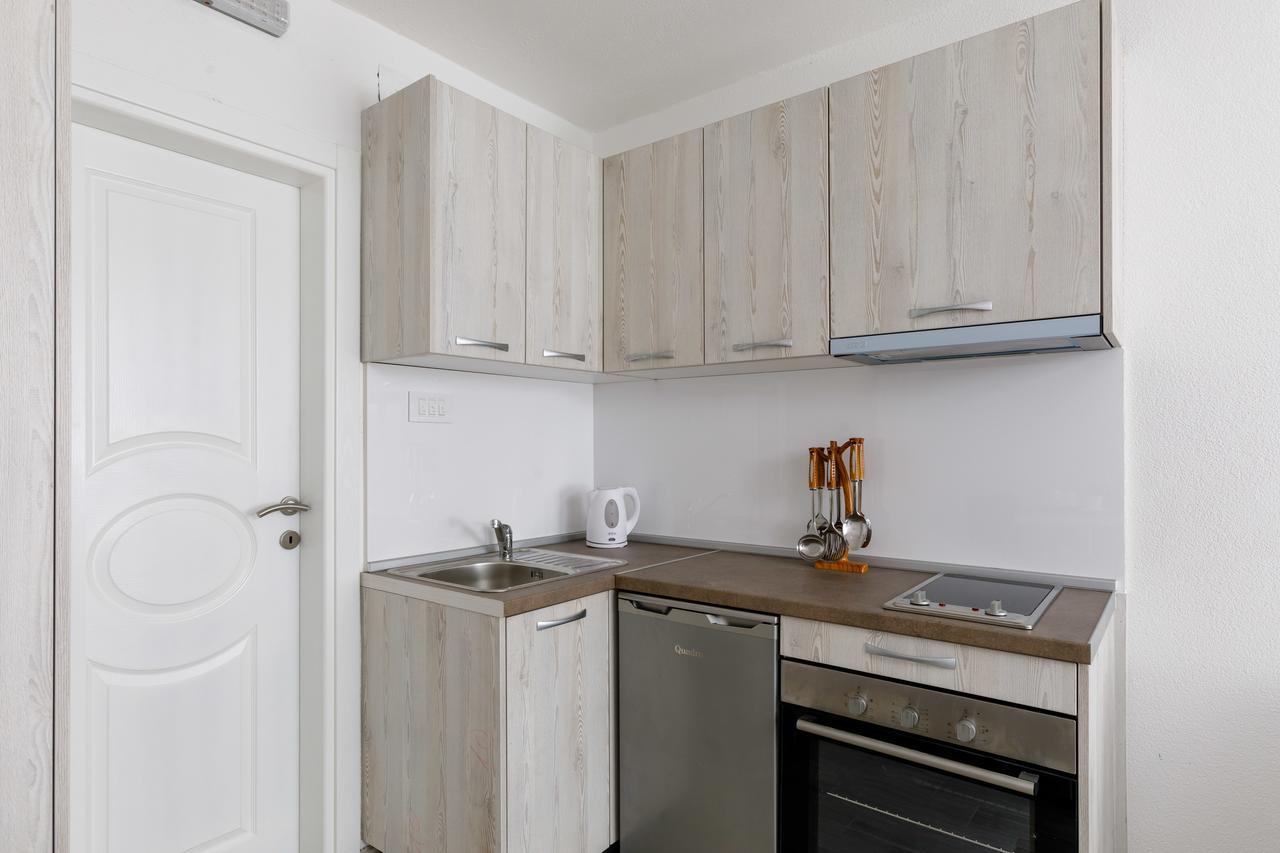 Apartmani Mia Tivat Exterior photo
